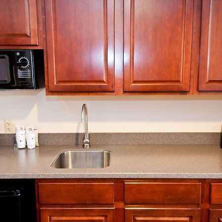 Best Western Plus Brandywine Inn & Suites Monticello Room photo